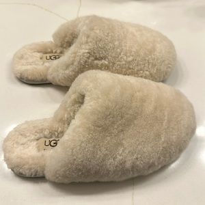 Ugg Slippers, Size 5, Cream color